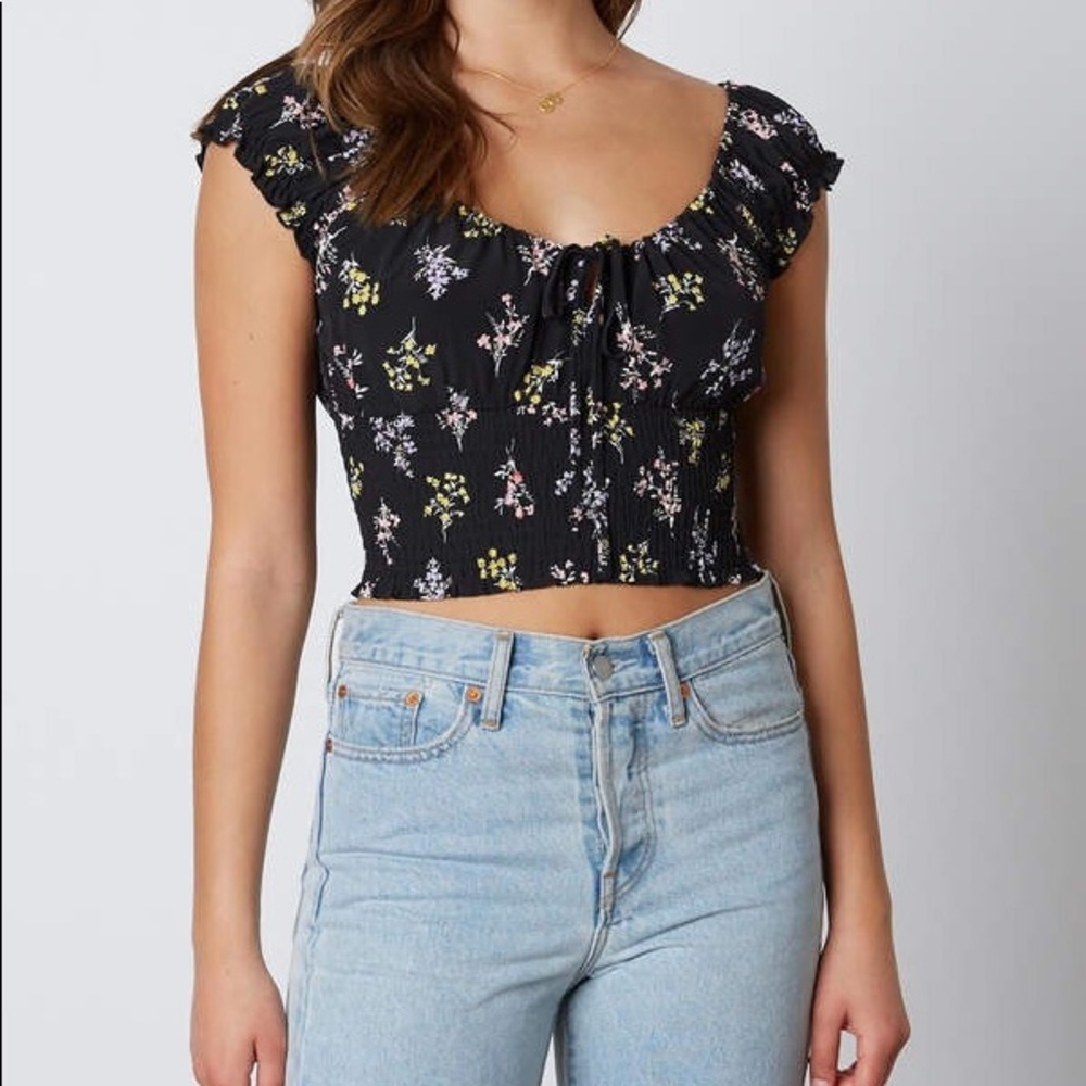 Cotton Candy LA Floral Crop Top - Picture 8 of 8